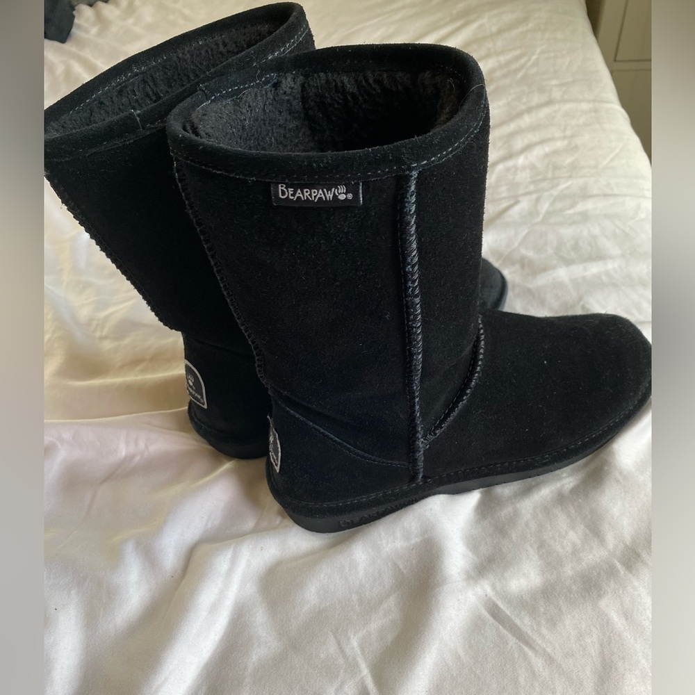 Black Bearpaw boots